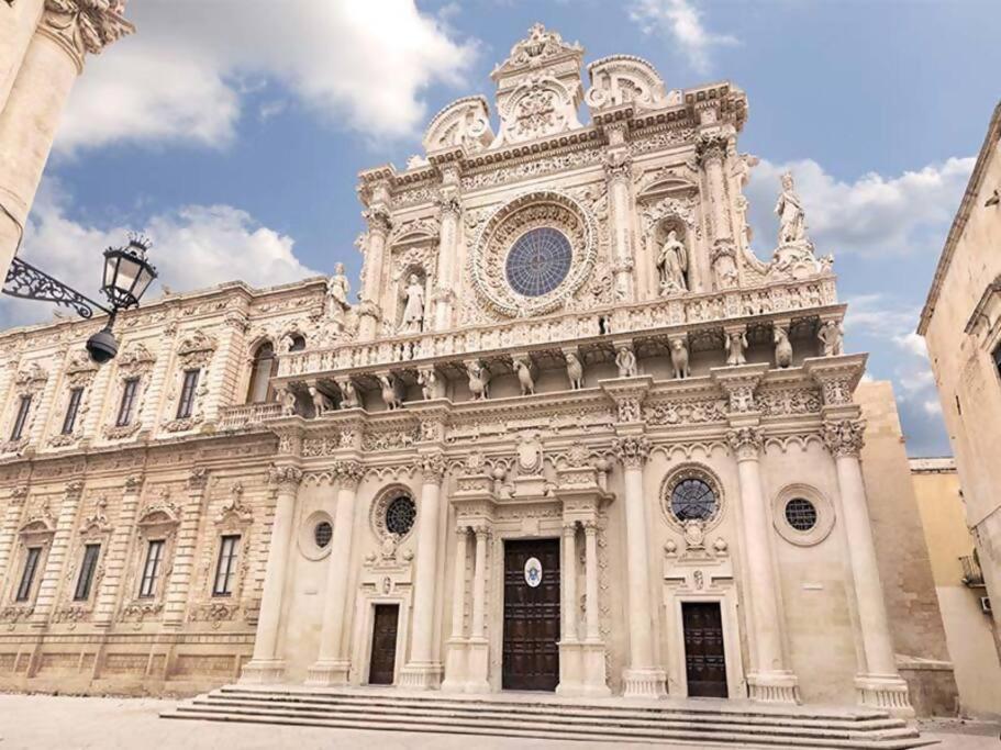 Piazza Mazzini 90 Mq 5 Apartment Lecce
