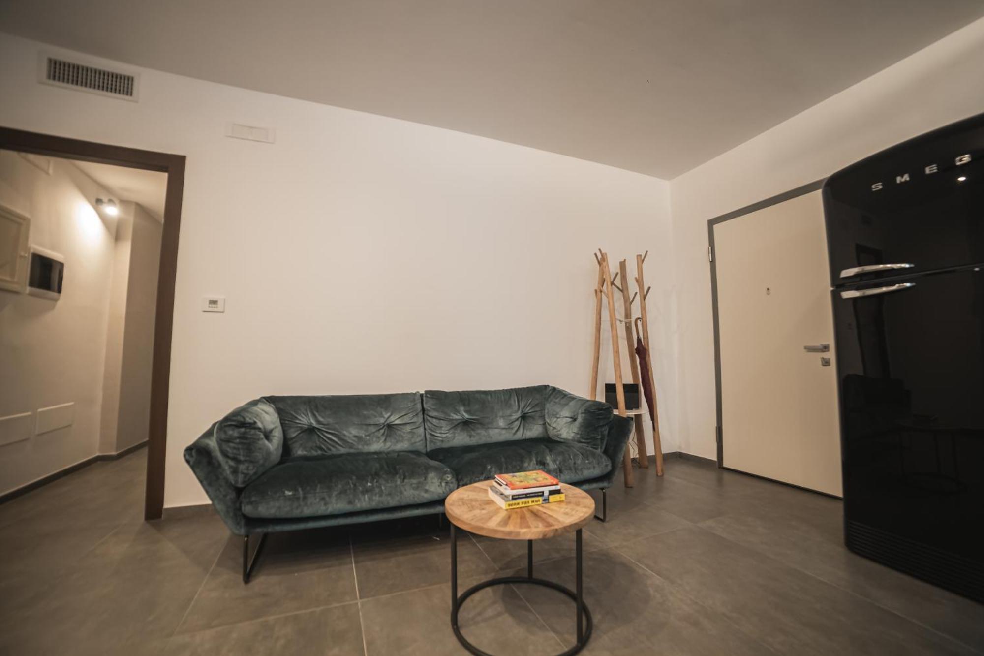 Apartment Piazza Mazzini 90 Mq 5