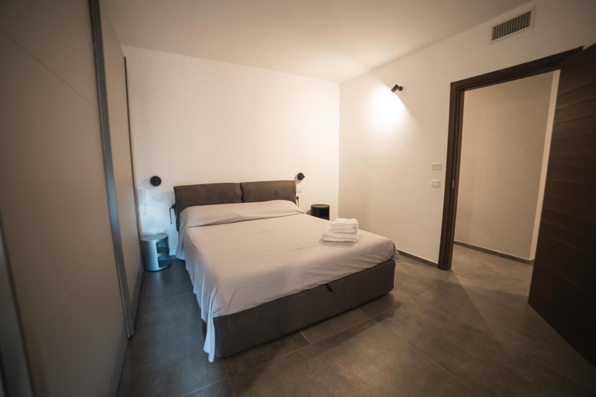 Piazza Mazzini 90 Mq 5 Apartment
